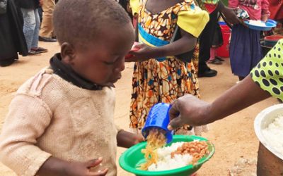 Με συμπόνια δεν γεμίζει το πιάτο των πεινασμένων παιδιών της Αφρικής