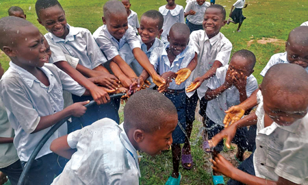 Ένα δώρο ζωής και ελπίδας στην Κανάνγκα