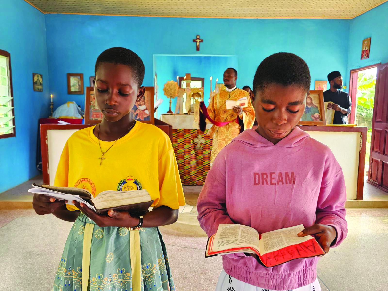 Ο π. Λάζαρος με τον μοναχό Νικόλαο Γρηγοριάτη