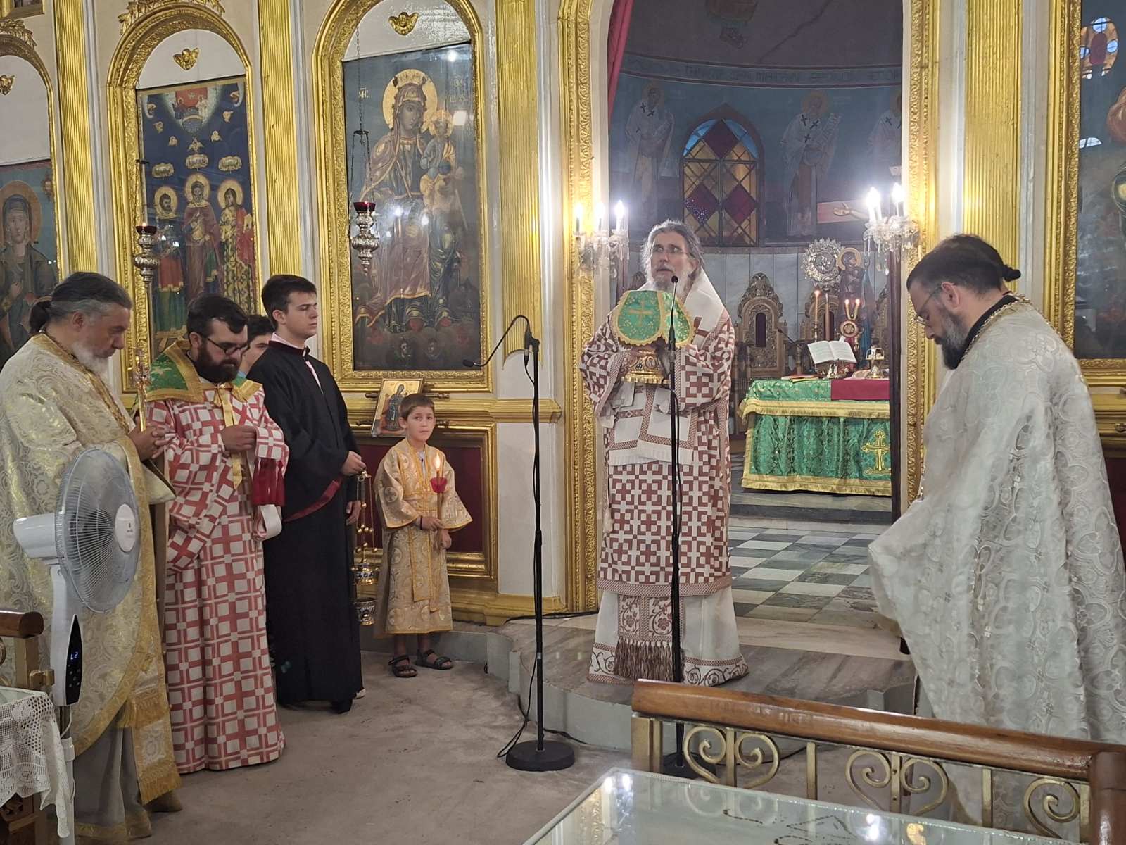 Ο π. Λάζαρος με τον μοναχό Νικόλαο Γρηγοριάτη