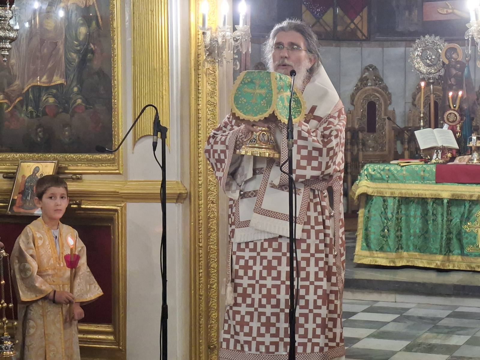 Ο π. Λάζαρος με τον μοναχό Νικόλαο Γρηγοριάτη